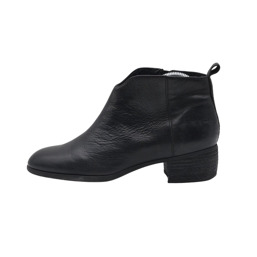 Sofft Boots Womens Size 8.5 Black Leather Ankle Booties Side Zip Block Heel